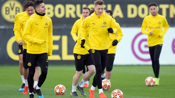 多特蒙德：欧冠赛场上的“逆袭专家”