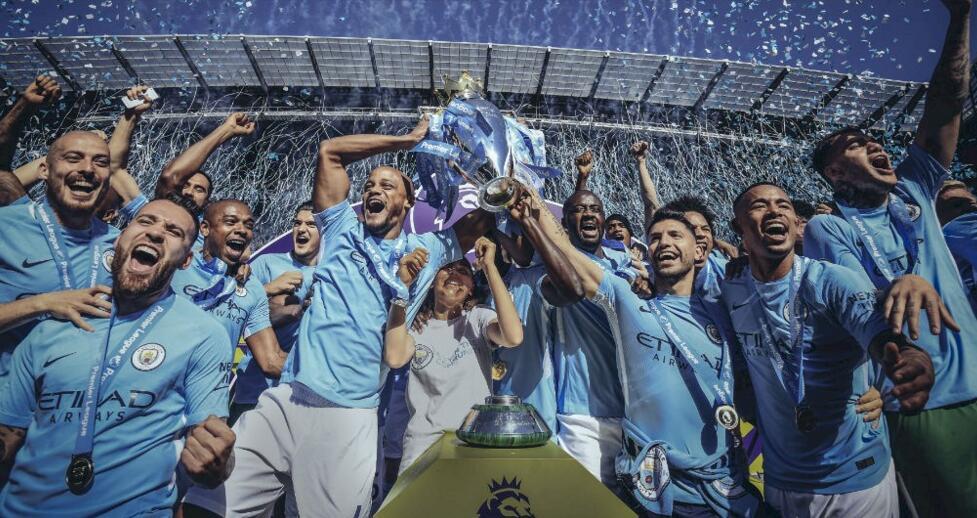 曼城欧冠征途：从逆境到荣耀的涅槃重生